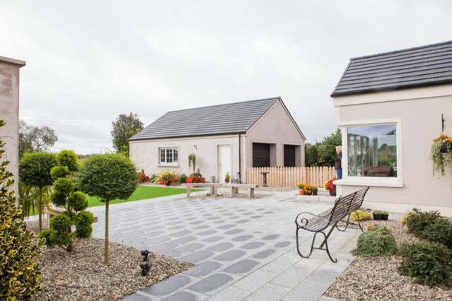 Arvalee Retreat With Outdoor Hottub Bed and Breakfast Omagh Eksteriør billede